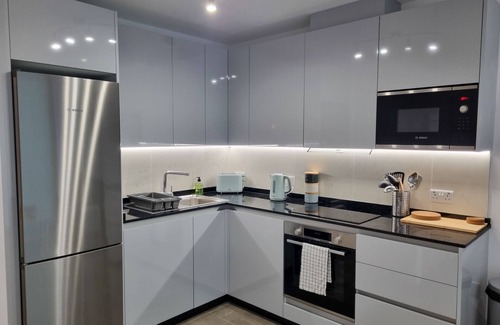 Gibraltar Apartment | Top-Rated E1 Gibraltar with Ocean View & Spa Amenities
