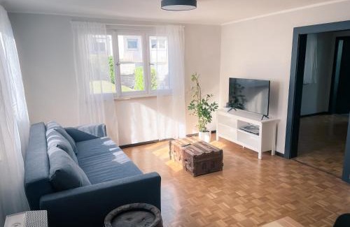 Neuhausen auf den Fildern Apartment | Family-Friendly E10 Apartment with Top Guest Ratings