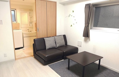 Nakano Apartment | Tranquil Room in Nakano-ku with Breakfast & Kitchenette