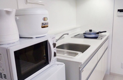 Nakano Apartment | Tranquil Room in Nakano-ku with Breakfast & Kitchenette