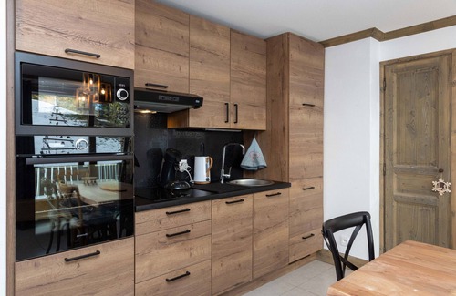 Prapoutel Apartment | Cozy E104: 49 m², Family-Friendly with Kitchen & Breakfast