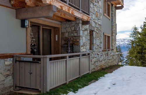 Prapoutel Apartment | Cozy E104: 49 m², Family-Friendly with Kitchen & Breakfast