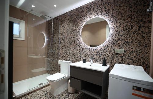 Edessa Apartment | Top-Rated E121 Luxury Suites with Hot Tub & Family Amenities