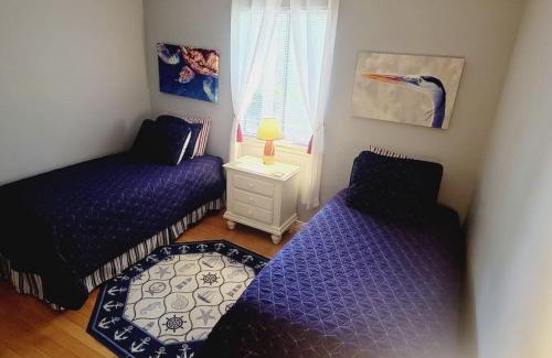 Demere Park House | Unforgettable Family Memories at E13 - Pet Friendly Retreat