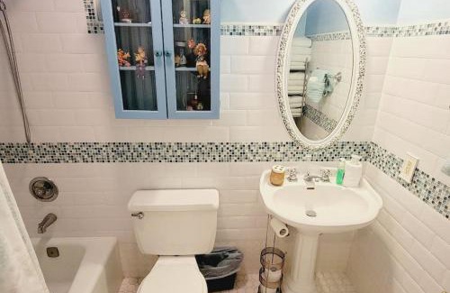 Demere Park House | Unforgettable Family Memories at E13 - Pet Friendly Retreat