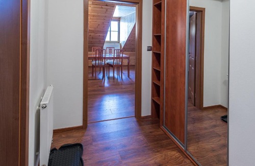 Filipova Hut Apartment | Pet-Friendly EA Apartmány na Filipce with Family Amenities