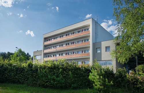 Tremosnice Hotel | Relaxing Retreat at EA Hotel Kraskov: 4-Star Comfort & Spa