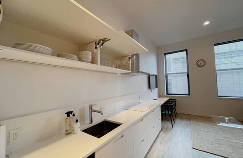 Oshkosh Apartment | Prime 1 BR Studio in Downtown Oshkosh - Rated 9/10