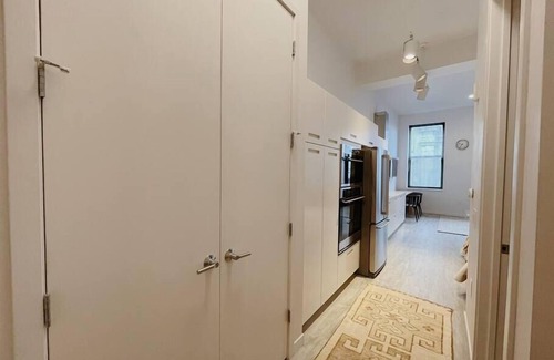 Oshkosh Apartment | Prime 1 BR Studio in Downtown Oshkosh - Rated 9/10