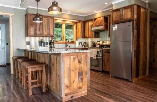 Old Forge House | Idyllic Eagle Creek House: Waterfront with Lake Access
