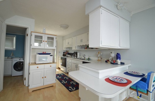 Edwardsburg Cottage | Lakefront Escape: Unbeatable Views & Family-Friendly Amenities