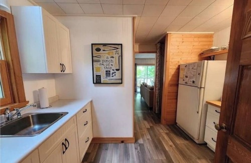 Machar Cabin | Escape to Eagle Lake - Your Family-Friendly Retreat