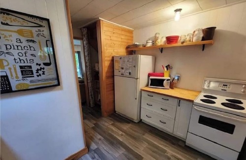 Machar Cabin | Escape to Eagle Lake - Your Family-Friendly Retreat