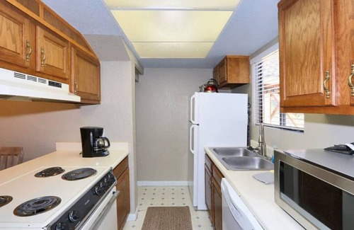 Beaver Condo | Premier Eagle Point Ski Resort Wooded Ridge Condos