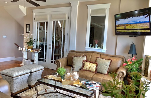 Chemainus Bed & Breakfast | Top-Rated Eagle Rock Bed and Breakfast with Amazing Amenities