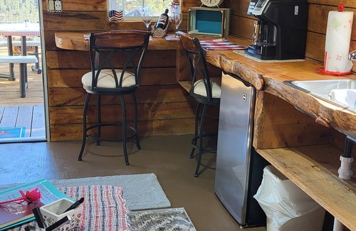 Hot Springs Cabin | Experience Eagle's Nest Cabin with Hot Tub & Canyon Views