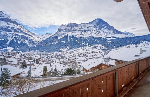 Grindelwald Apartment | Experience Eagle's Nest: Kid-Friendly Retreat with Kitchen