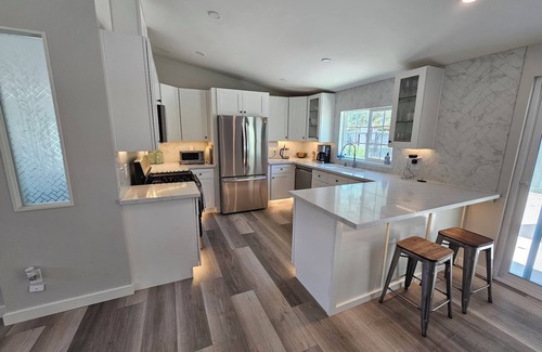 Bradley House | Discover Eagle's Nest: Hidden Gem with Family-Friendly Amenities