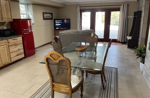 Cardiff Apartment | Experience Eagle's Nest: Unique Stay in Conowingo, MD