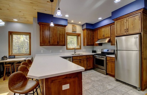 Brainerd Cabin | Eagle's Nest - Main House/Guest House