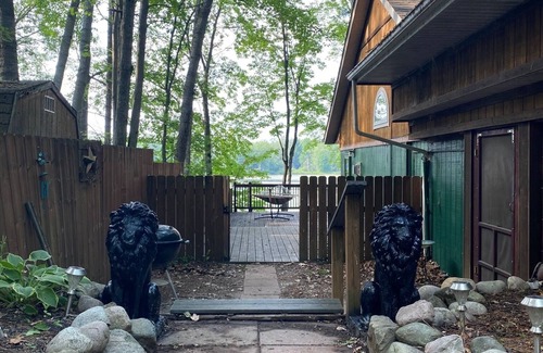 Gladwin Cabin | Eagle's Nest: Scenic Lakefront Retreat with Huge Deck