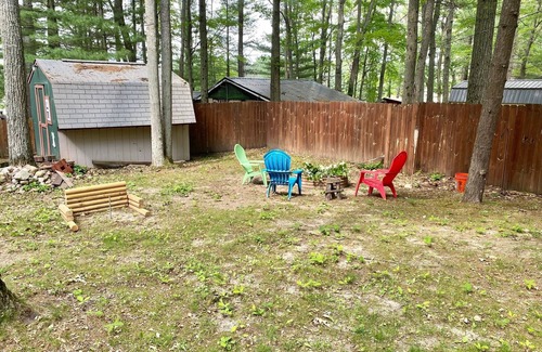 Gladwin Cabin | Eagle's Nest: Scenic Lakefront Retreat with Huge Deck