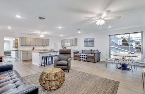 Statesboro Apartment | Discover Eagle's Nest: Downtown Loft with Family Amenities