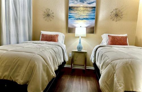 Eagle Pass Apartment | Top-Rated Family Retreat at Eagle Stay 7 Condo