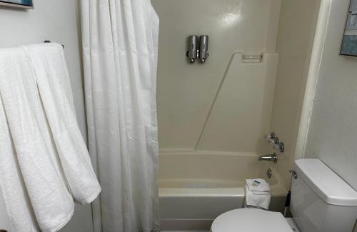 Eagle Pass Apartment | Top-Rated Family Retreat at Eagle Stay 7 Condo