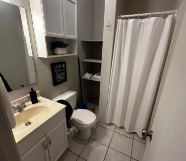 Eagle Pass Apartment | Budget-Friendly Eagle Stay Dainty Studio for Families