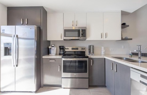 La Choya Apartment | Relaxing Getaway at Eagle Village, Islas del Mar A10