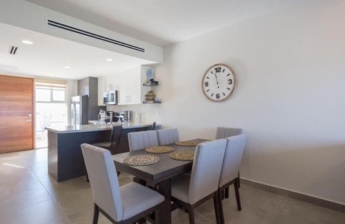 La Choya Apartment | Relaxing Getaway at Eagle Village, Islas del Mar A10