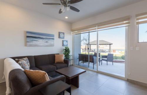La Choya Apartment | Relaxing Getaway at Eagle Village, Islas del Mar A10