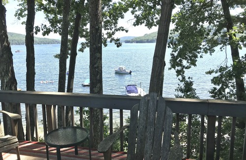 Meredith Cottage | Relaxing Eagle Watch Lakefront Cottage with Beach Access