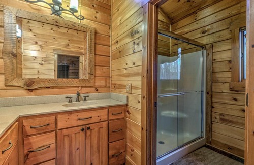 Blue Ridge House | Escape to Blue Ridge: Family-Friendly Eagles Landing Retreat
