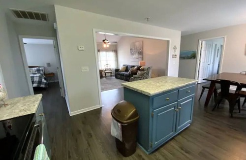 Statesboro House | Experience Eagles Nest: 4BR Retreat with Family-Friendly Amenities