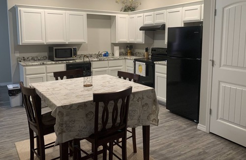 Clarksville Apartment | Family-Friendly Eagles Nest B - Guest Rated 9.6/10!