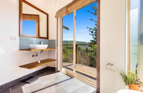 Main Arm Villa | Experience Eagles Nest: Breathtaking Views in Byron Bay