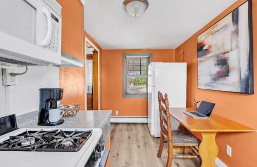 Escanaba Hotel | Family-Friendly Eagles Nest Motel Unit 6 Awaits You