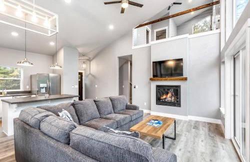 Sandpoint House | Escape to Eagles Nest: Ocean View with Private Beach Access