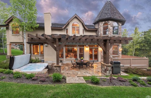 Edwards Villa | Unforgettable Ski Escape at Beaver Vail with Spa & Pool