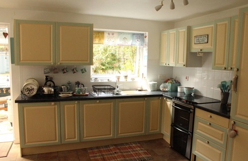 Gwynedd- Snowdonia House | Experience Eagles View: Top-Rated with Family-Friendly Amenities