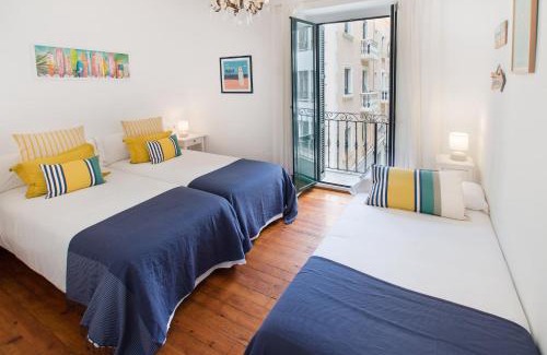 Zarautz Apartment | Enjoy Earra - Central Location, Steps from the Beach