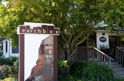 Friday Harbor Hotel | Relax at Earthbox Inn & Spa: Oceanfront Retreat Awaits
