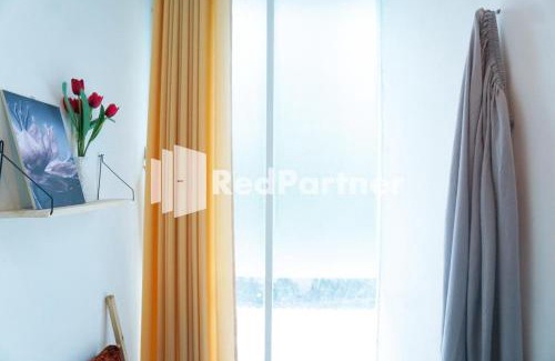 Bendungan Hilir Hotel | Budget-Friendly Stay at Eascot Hotel Mitra RedDoorz