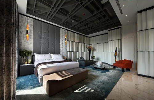 Xitun District Hotel | Relax at Ease Motel Taichung: 4-Star Comfort Awaits