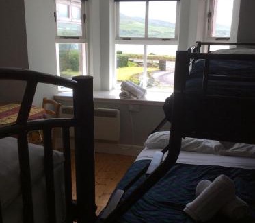 Dingle House | Top-Rated Eask View Dingle with Kitchen Amenities