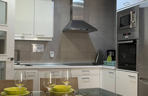 San Sebastian Centro Apartment | Exceptional Easo: Spacious Retreat Steps from the Beach