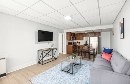 Central Business District Apartment | East 116 I Corporate 1Bd Suite in Rochester I Gym