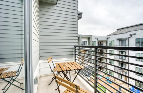 Govalle Apartment | Modern East Austin 1BR with Pool, Gym & Pet-Friendly Perks